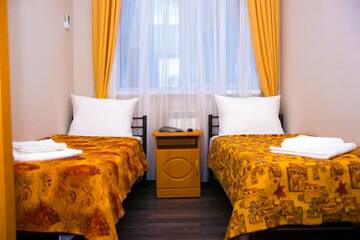 Economy Twin Room - Courtyard View в Гостинице Мечта у моря