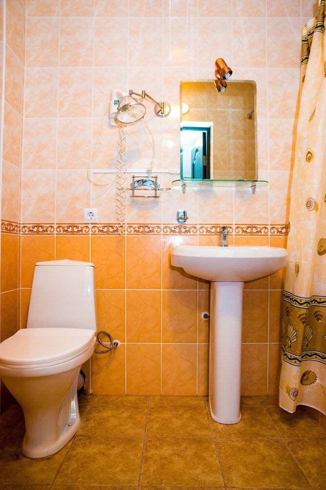 Фотографии номера Junior Suite, Balcony - Courtyard View в Гостинице Мечта у моря Адлер